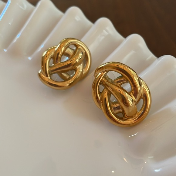 Vintage Givenchy signed statement gold tone pierced metal earrings, 1.25” X 1” - Picture 6 of 10